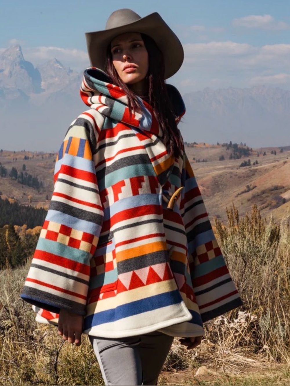 Lindsey Thornburg Cloak- TAMIAMI TRAIL CLASSIC CLOAK - SZ OS